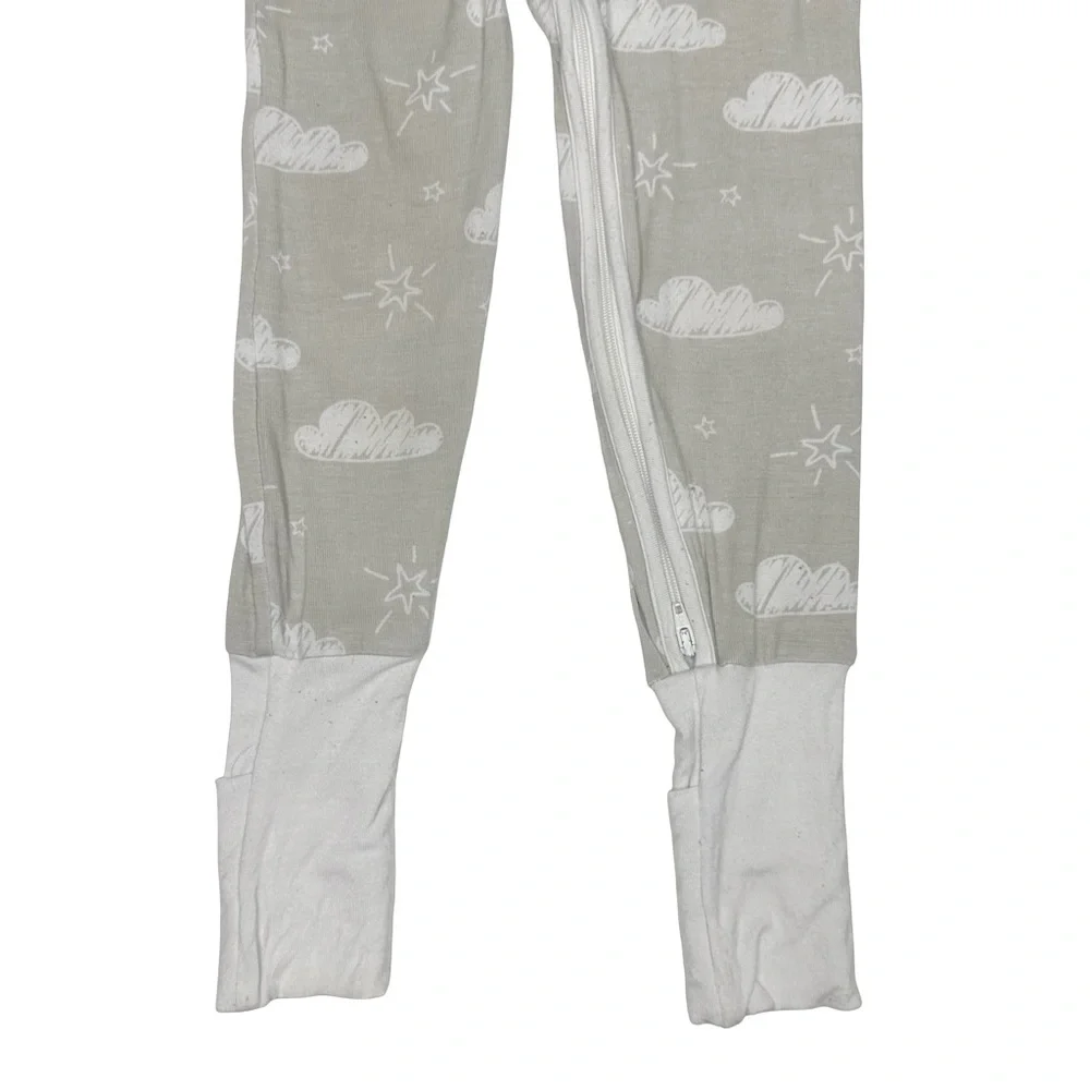 Little Sleepies OG HTF Grey‎ Clouds and Stars Zippy